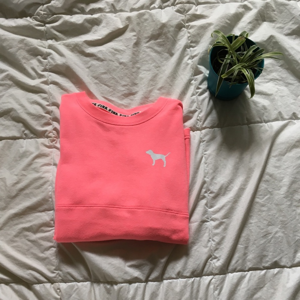 ✨ VS Pink Neon Pink Crew